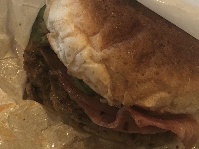 石垣牛バーガー_バニラデリ VANILLA・DELI