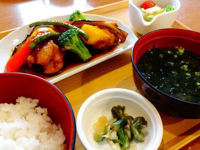 野菜と鶏唐揚げの甘酢あんかけ膳_ココス 苫小牧店