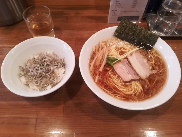 しょうゆラーメンとじゃこ飯_らーめん雅ノ屋