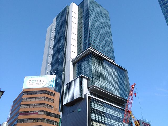 ビル外観_渋谷ヒカリエ