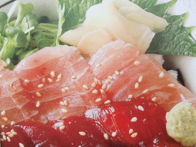 コスパ最高な
二色マグロ漬け丼_目利きの銀次 若葉東口駅前店