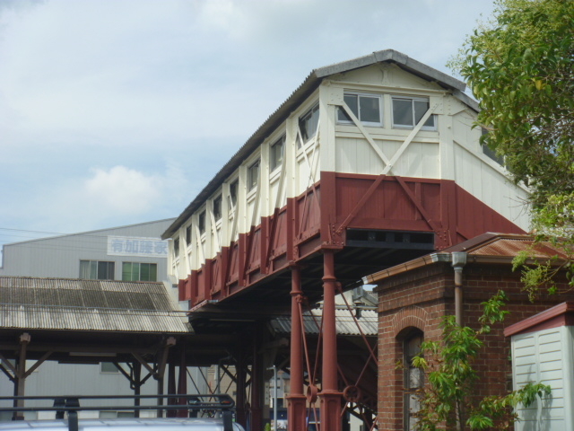 JR半田駅跨線橋