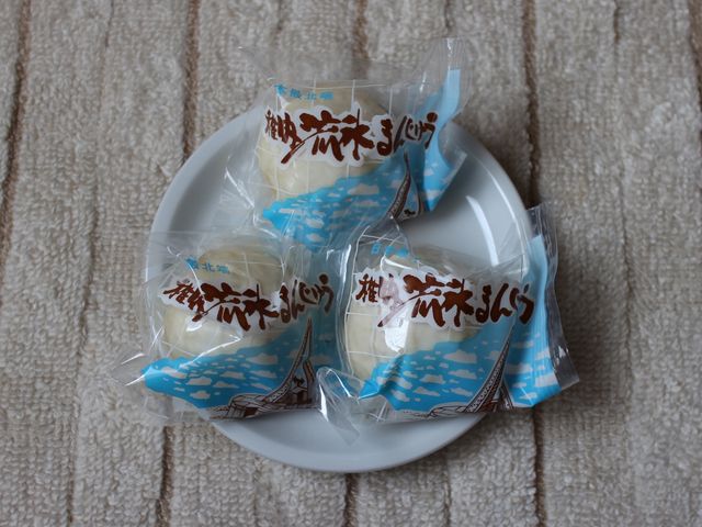 ホワイトチョコがおいしい_御菓子司 小鹿