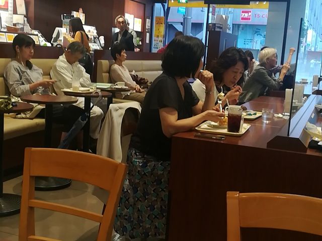 店内_ドトールコーヒーショップ広小路伏見店