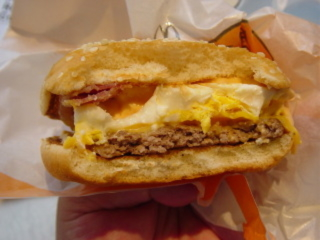 目玉焼きが特徴です!_マクドナルド志村3丁目店