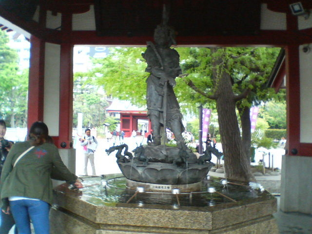 手水舎_浅草寺 手水舎