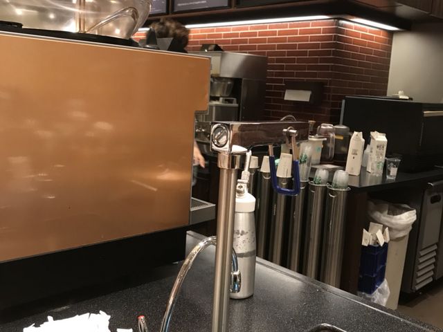 写真_スターバックス・コーヒー 仙台駅東口店
