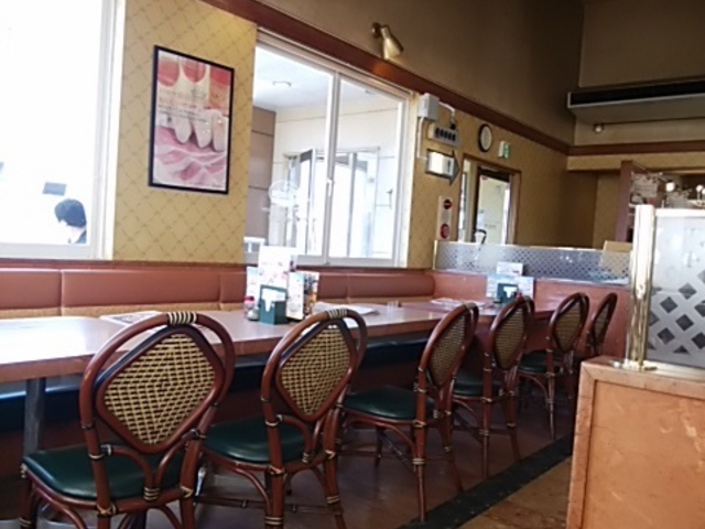 店内_サイゼリヤ清水インター店