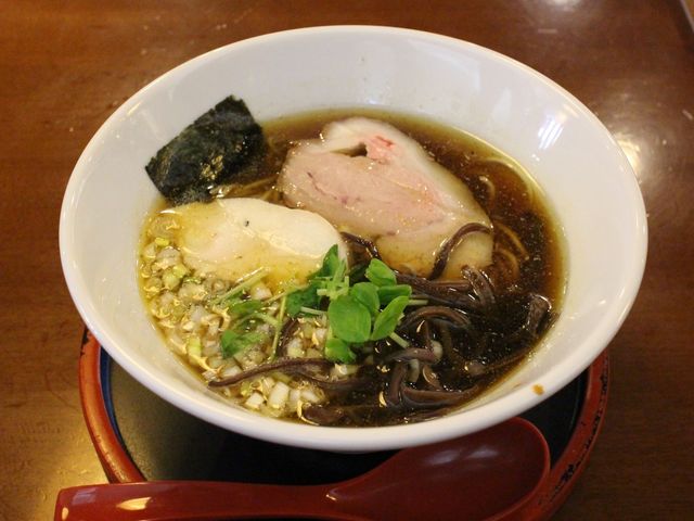 醤油ラーメン_富良野とみ川