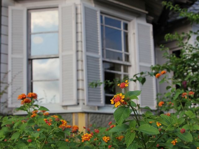 庭はよく手入れされています。_旧ウォーカー住宅