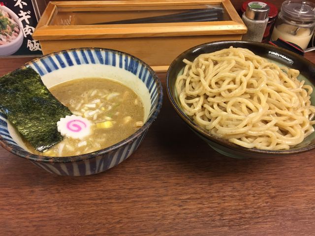 つけめん煮番搾り850円_つけめん 三三喜