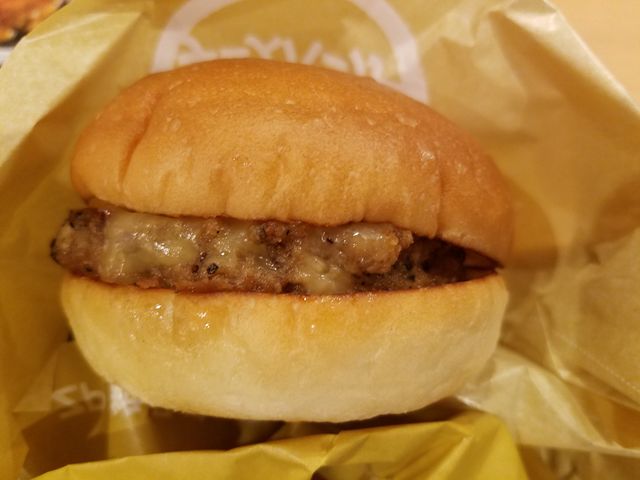 絶品チーズバーガー_ロッテリア葛西駅店