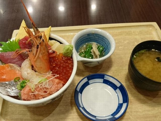 海鮮丼_築地食堂 源ちゃん インターパーク店
