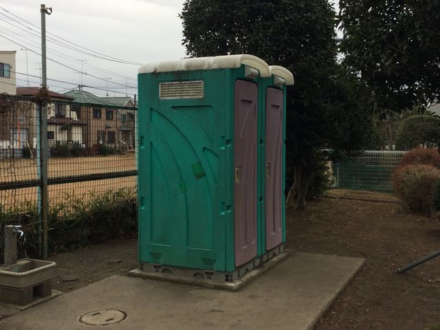 簡易トイレあり_ひばりが丘公園(ほりもとグラウンド)
