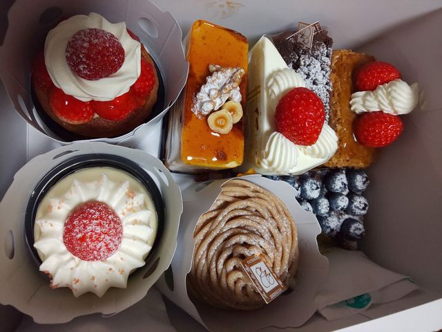 ケーキ_patisserie kazroo