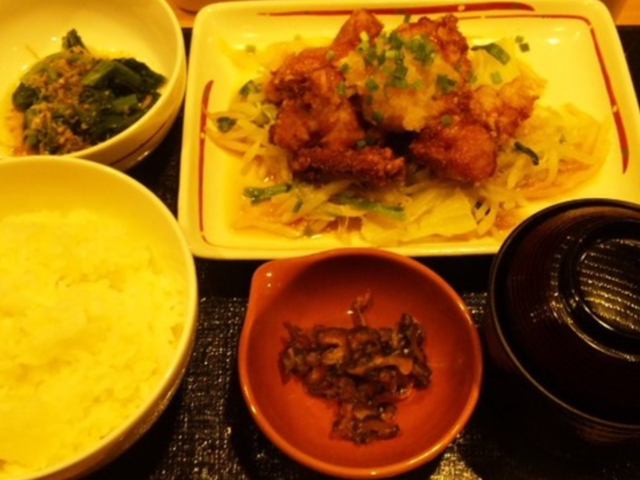 おはしカフェ・ガスト京都桂店