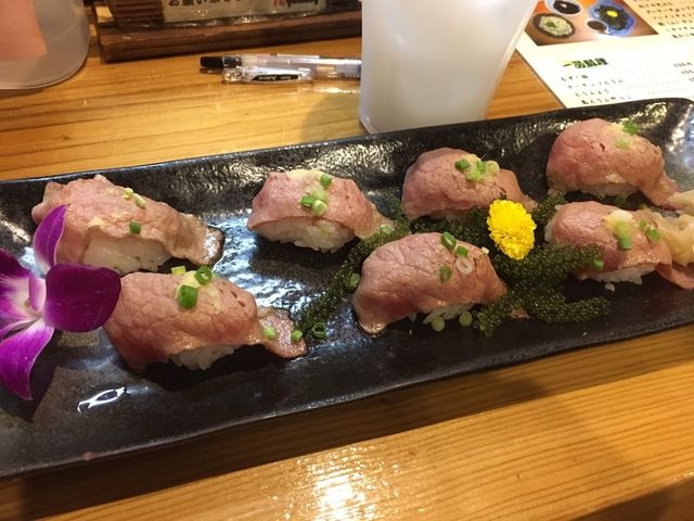 牛握り_おふくろ亭