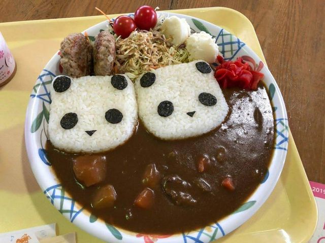 ちょっと食べたいとき分け合ってちょうどよい量でした_アドベンチャーレストラン