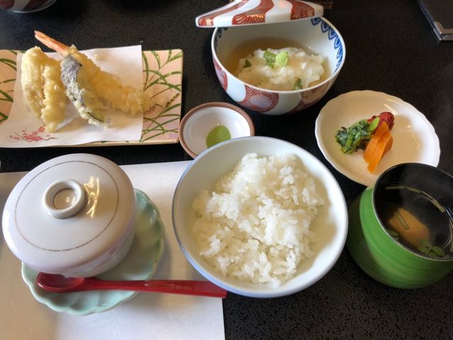 食事内容2
ご飯はおかわり自由!_奥津温泉ホテル 米屋倶楽部 奥津