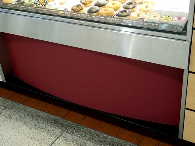 かわいいドーナツ_クリスピー・クリーム・ドーナツ 横浜駅西口 ザ・ダイヤモンド店