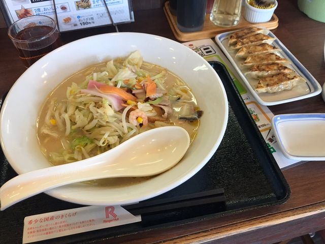ちゃんぽんと餃子_リンガーハット アミュプラザ鹿児島店(Ringer Hut)