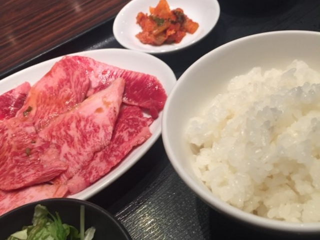 カルビです。_おくう 新橋店