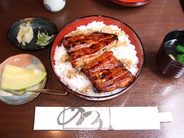 うな丼でも十分まんぞく!!_あつみ