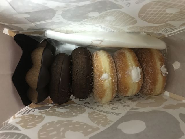 バレンタインだったので、チョコを多めに購入しました。_ミスタードーナツゆめタウンはませんショップ