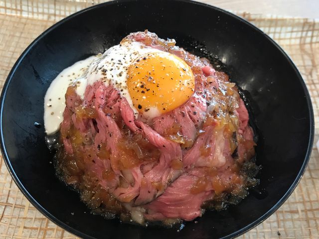ソースがうまい_ローストビーフ星 イオンモール福岡店