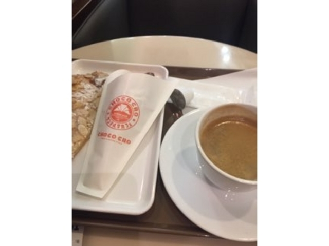 ホワイトチョコクロです。_サンマルクカフェ荻窪タウンセブン店(CHOCO CRO SAINTMARC CAFE)