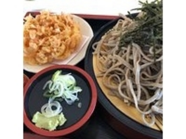 かき揚げとざる_手打ちそばおんたけ
