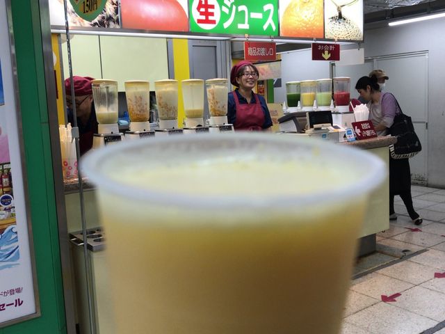 ミックスジュース_阪神梅田駅ジューススタンド