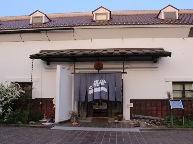 店舗_世嬉の一酒造