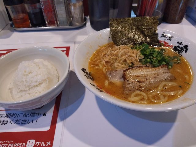 ラーメンです_麺屋えび蔵