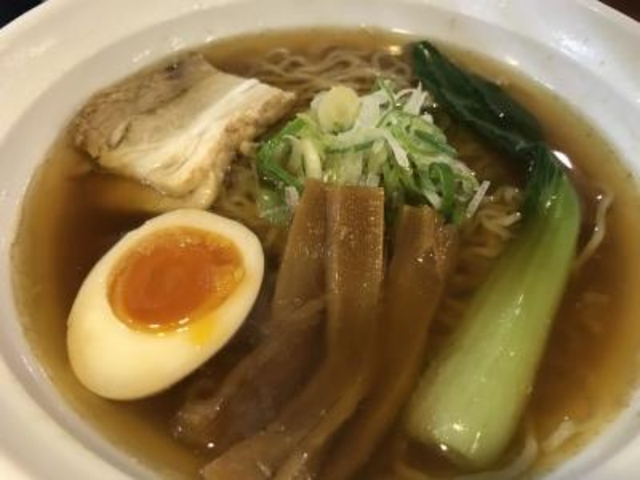 醤油ラーメン_あきた茶房
