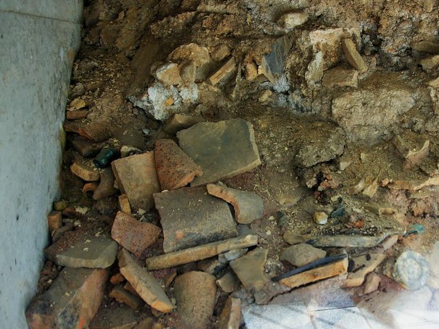 被爆当時の地層_原爆落下中心地碑