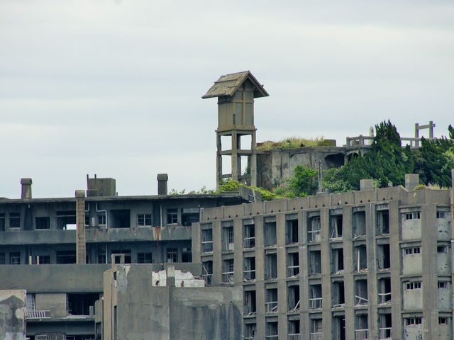 軍艦島(端島)
_軍艦島・上陸周遊クルーズ