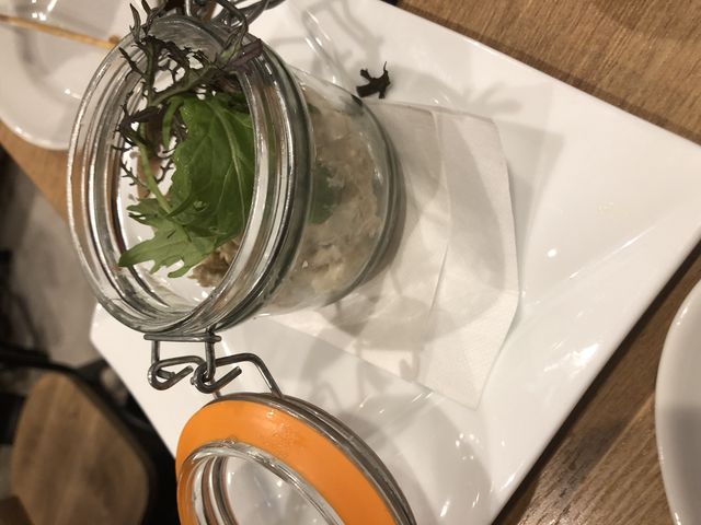 穴子の燻製ポテトサラダ
開けた瞬間燻製のいい香りがして美味しかったです!_パーラーコマツ