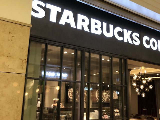スターバックス・コーヒー 丸の内ビル店_スターバックス・コーヒー 丸の内ビル店