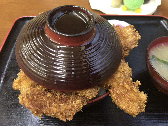 ソースかつ丼_ニコニコ亭