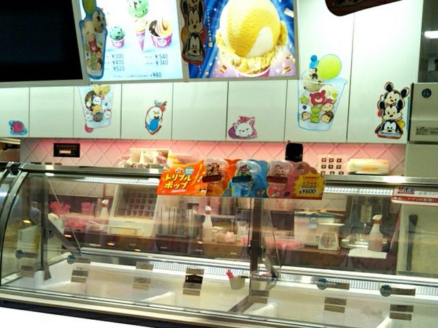 『サーティーワンアイスクリーム ジャスコレイクタウン店』。_サーティーワンアイスクリーム イオンレイクタウン店