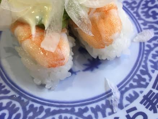 えびアボカドはマストです!!_くら寿司 湘南台店