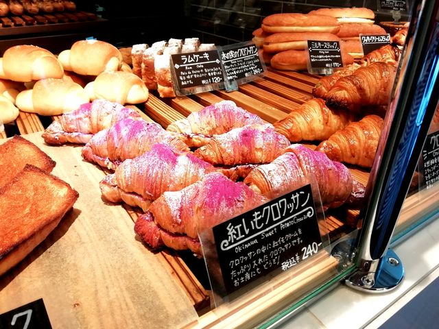 沖縄っぽいパンもありました_Pain de Kaito