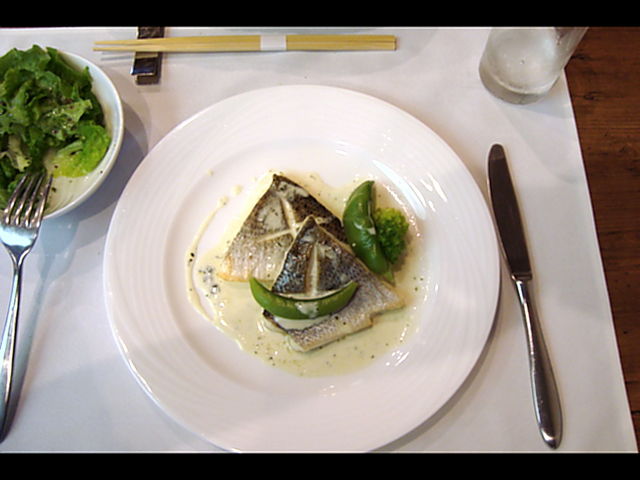 ビストロセット 魚(すずき)_フィーヌズ エルブ 橋立ベイホテル レストラン