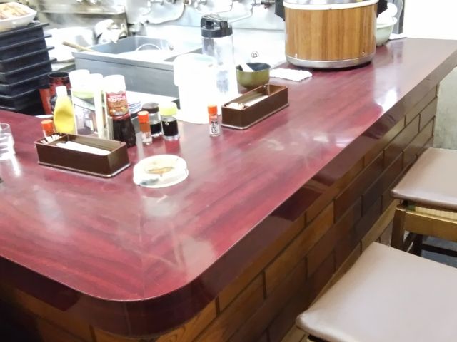 カウンター_源八片町店
