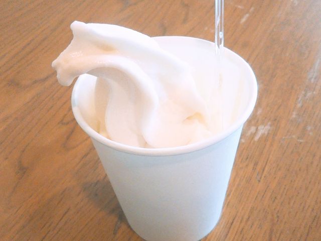 ミックスソフトクリーム(ピーナッツ)_moomoo’s(モーモーズ)