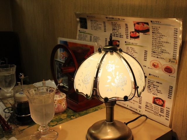 テーブル席_アラビゴコーヒー 東4条店