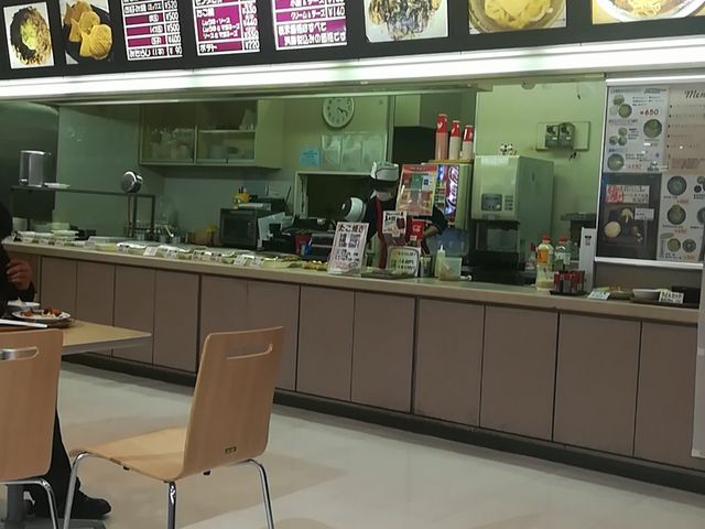 店内_モンタグリーンシティ高橋店