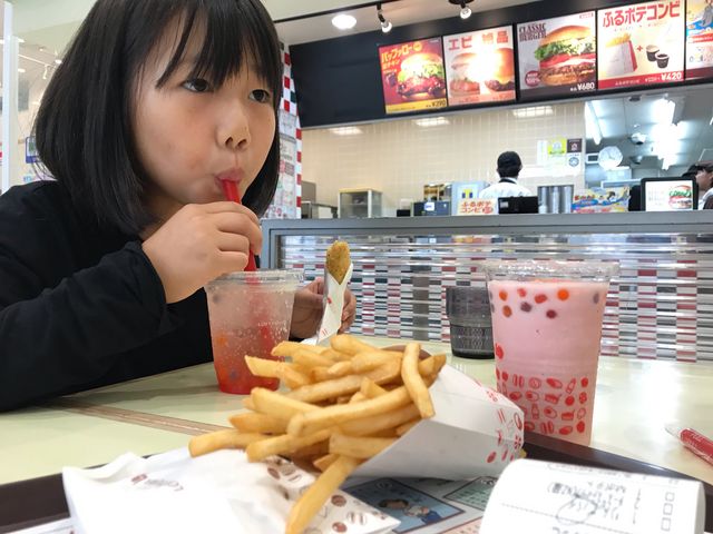 タピオカシリーズ_ロッテリアイオン若松SC店