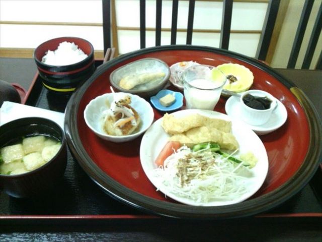 食事処で食べた「丸美屋御膳」_三加和温泉なごみ乃湯